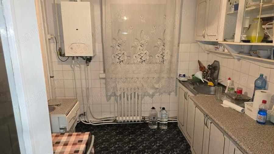 Vand apartament cu 3 camere decomandat in Deva, zona George Enescu etaj 1, - 10