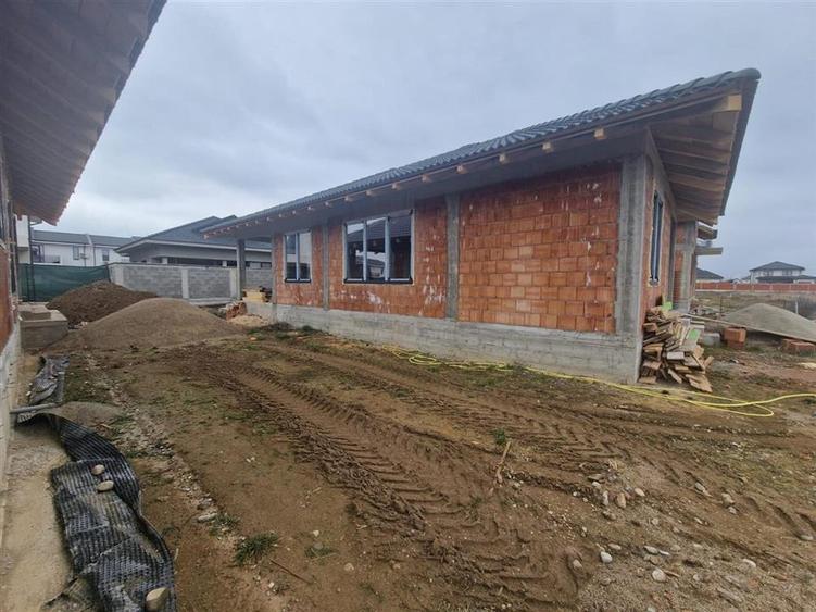 RECO casa interior semifinisat cartier Vienna - 2