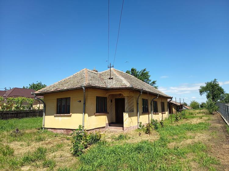Vand casa si teren - 2