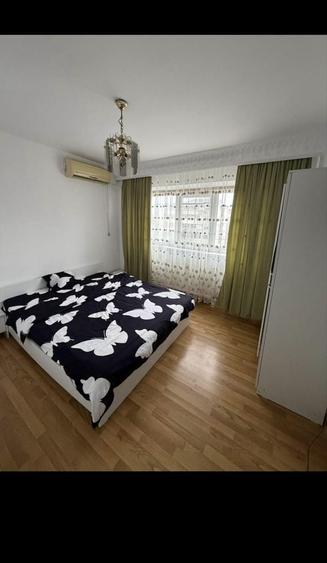 Apartament cu 3 camere decomandat în Exterior Sud