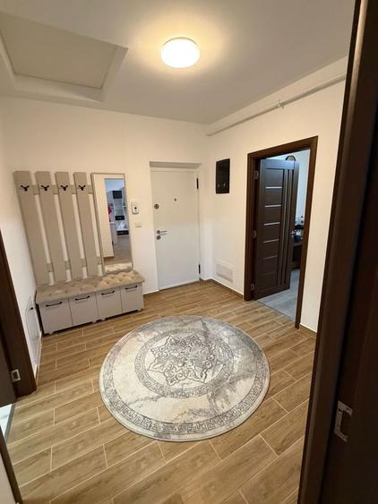 Inchiriez apartament - 3