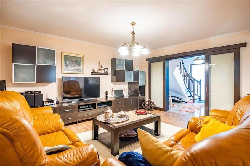 Casa Superba  in Brasov cu Priveliste pe Masura - 12