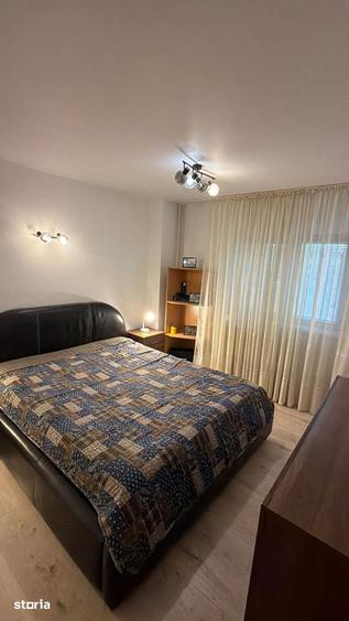 Apartament cu 3 camere în Rahova