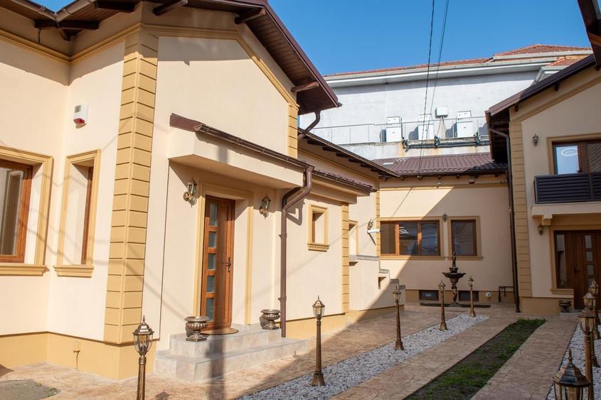 Casa de LUX de vanzare Ultracentral - 6