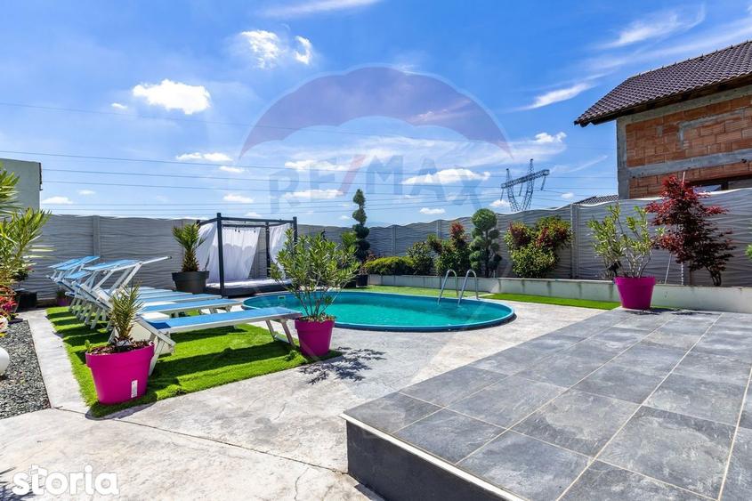 Vila de lux cu piscina de inchiriat - 12