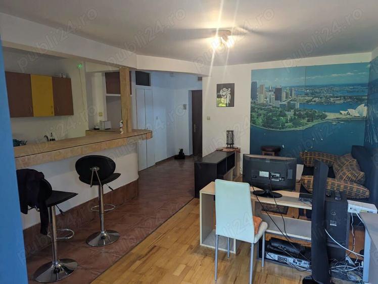 Garsoniera Vitan, suprafa?a utila: 42 mp, etj. 2 8, 350 euro luna - 3