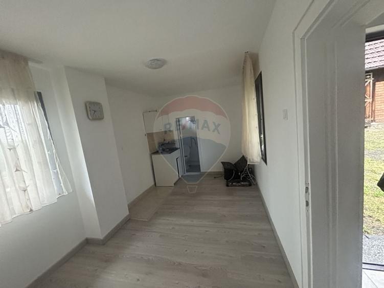 De vânzare casă din caramida cu teren – zonă Pensiunea Secret Garden - 29