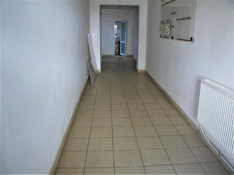 Cladire multifunctionala, amenajata si dotata. - 4