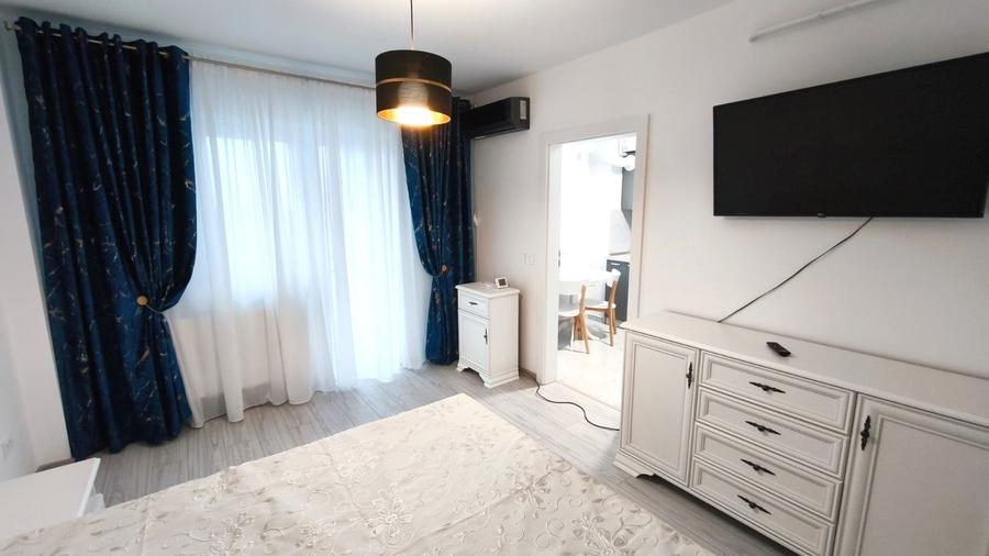 Apartament 1 camera mobilat, etaj 1, bloc NOU, statie autobuz CUG - VA - 1