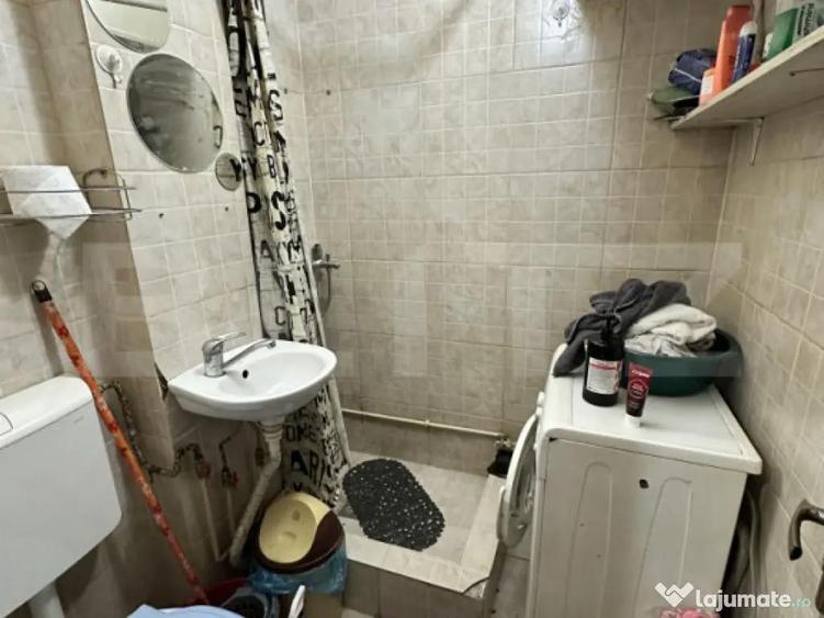 Garsoniera, 28 mp, Calea Bucuresti, zona Rotonda - 2