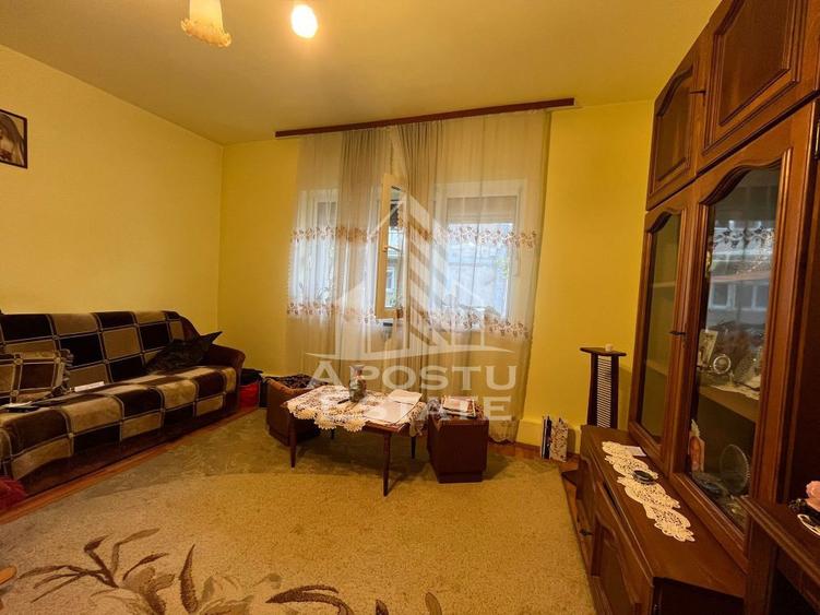 Apartament cu 2 camere, cu garaj si boxa,situat in zona D... - 2