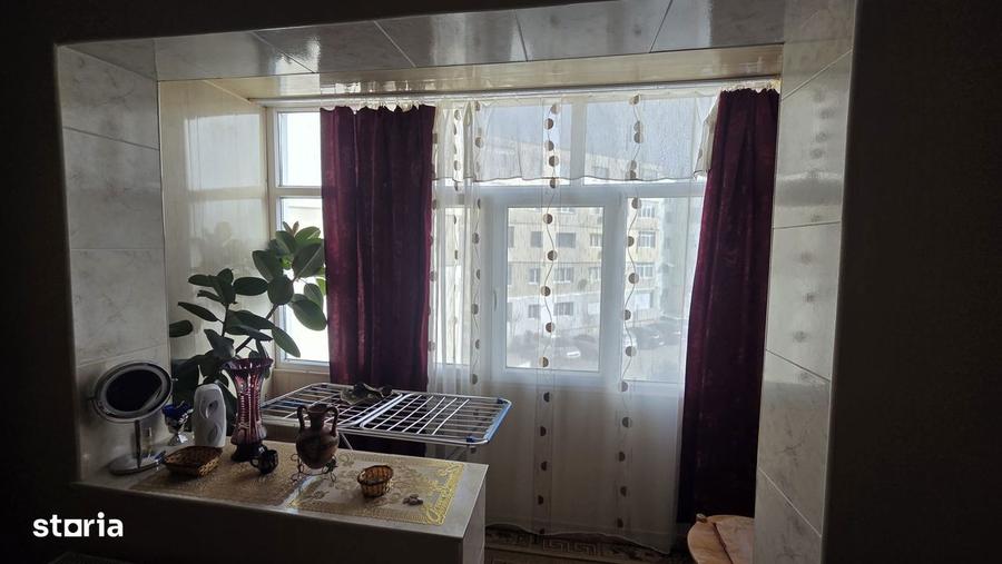 Vand Apartament 2 Camere Decomandat, 49 m2, Moinesti - 3