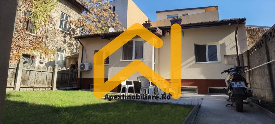 Cotroceni | Casa 3 Camere | Curte | Renovata | Pod Mansardabil - 1