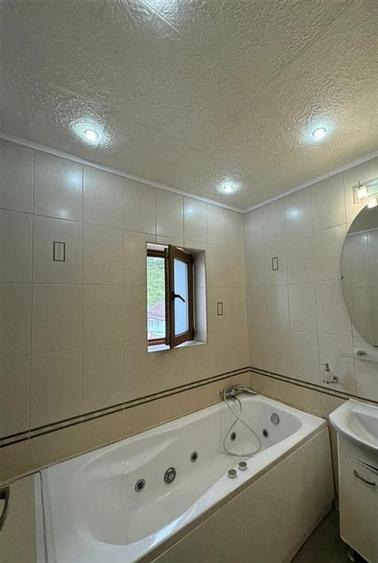 Apartament 3 camere 2 balcoane  zona Strand - 6