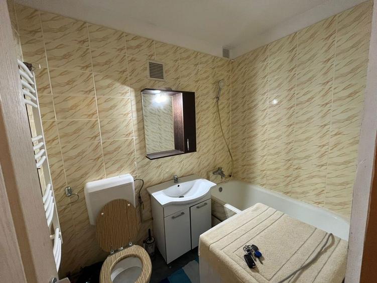 Inchiriez garsoniera - 1