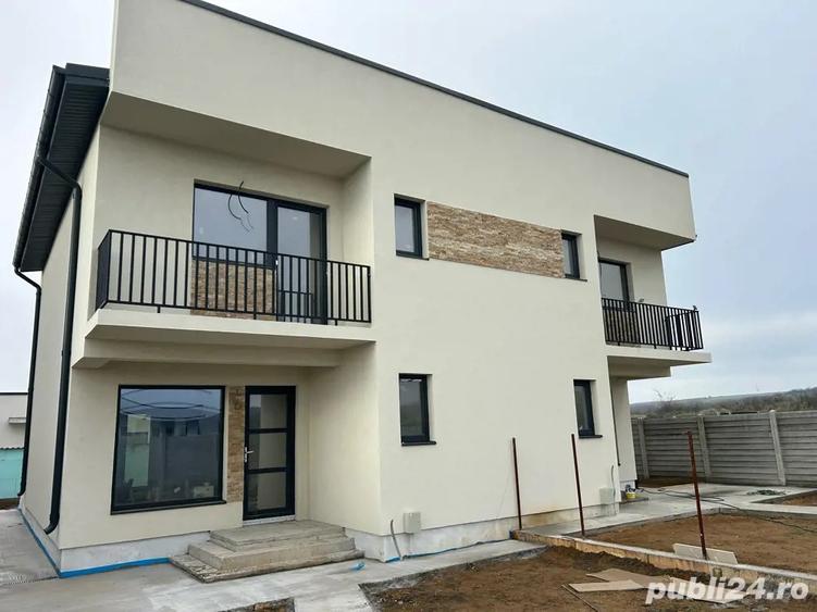 Casa parter , etaj , zona selgros strada macului - 1