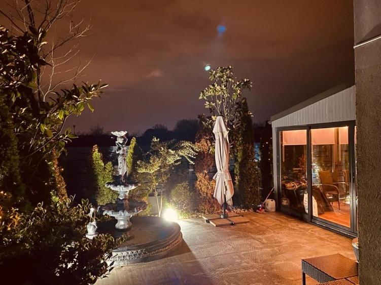 inchiriere vila deosebita 4 camere Pipera, panouri solare - 1