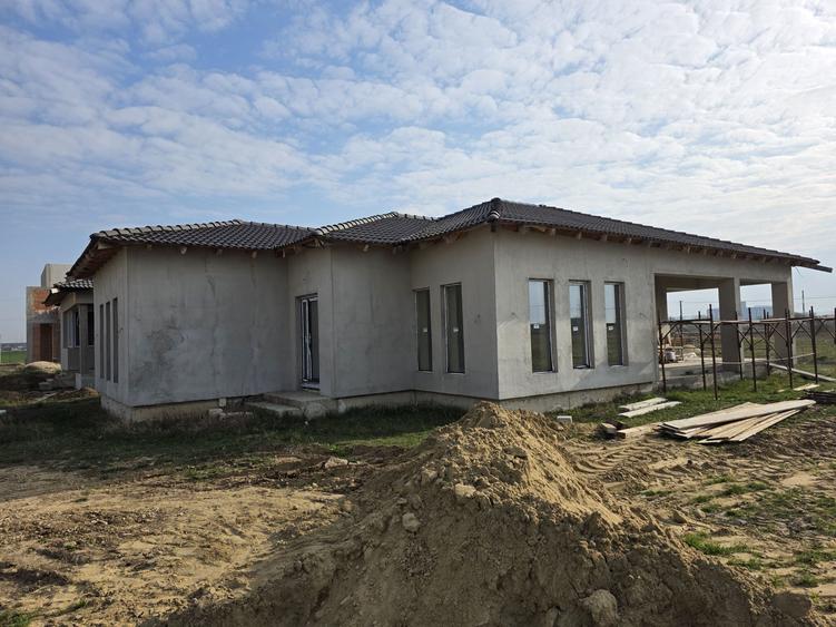 Vand casa 3 camere ,3 bai, Santandrei inscrisa in CF.(Zona drumul expres, terenurile de tenis) - 7