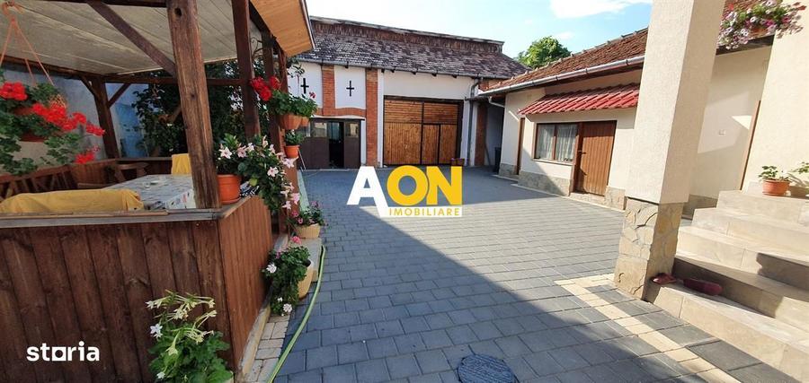 Casa 3 camere, 1259 mp teren, zona Centru - 1