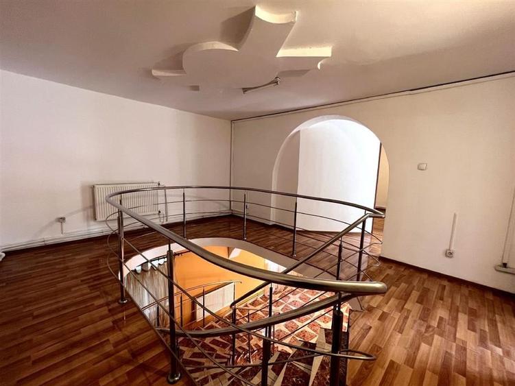 Vanzare vila P+1E | Vitan Mall - Mihai Bravu - 16