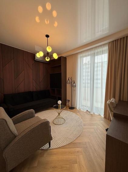 Apartament cu 4 camere în Pipera