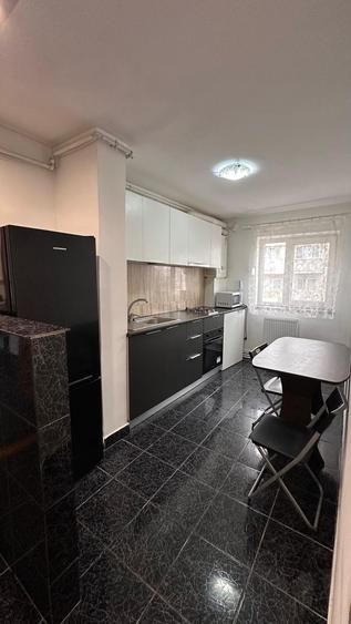 NAVODARI - CENTRU - 2 CAMERE DECOMANDAT CENTRALA GAZE - 1