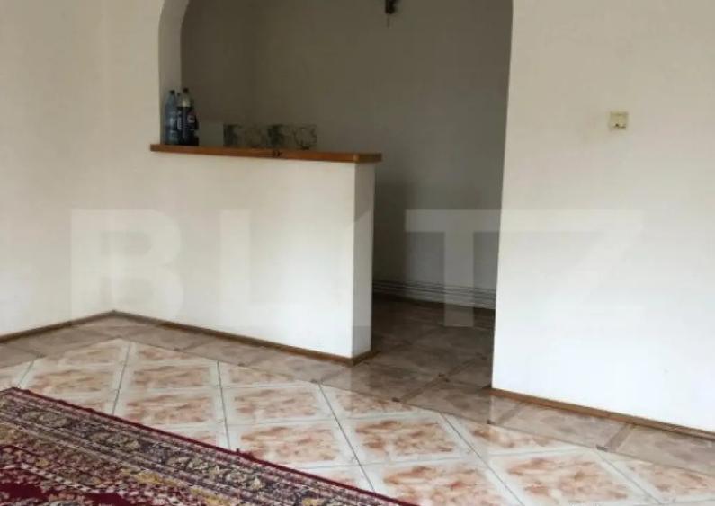 Casa de vanzare, cu 7 camere, 350 mp u & 2850 mp teren - 15