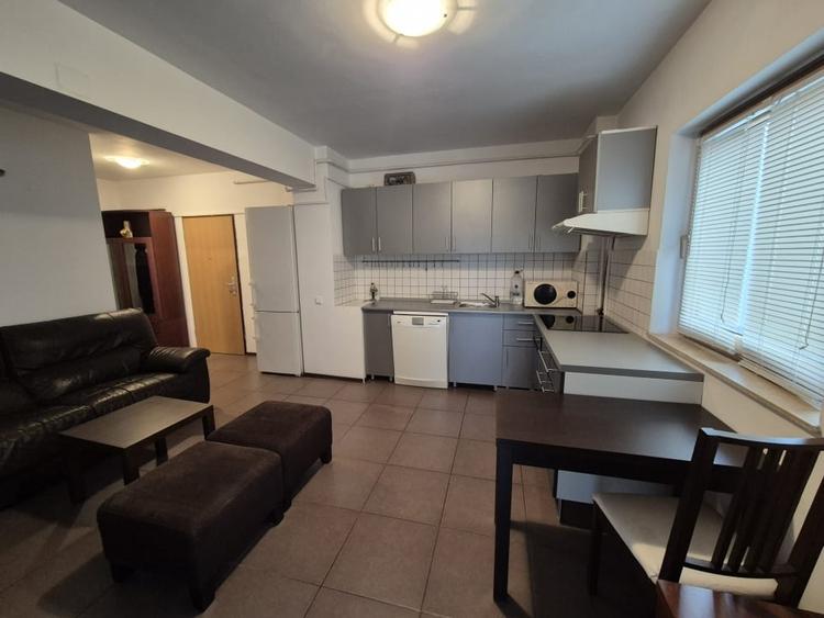 Apartament 3 camere Central - zona Sfanta Vineri, etaj 2, terasa - 1