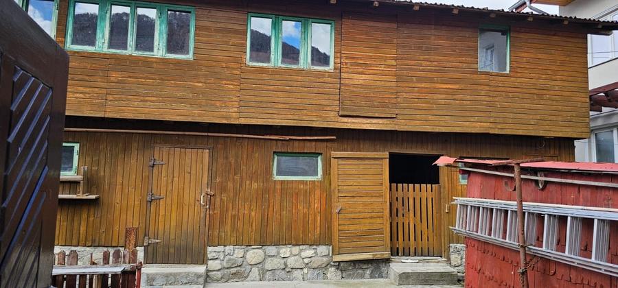 Casa de vânzare în stațiunea Azuga - 12