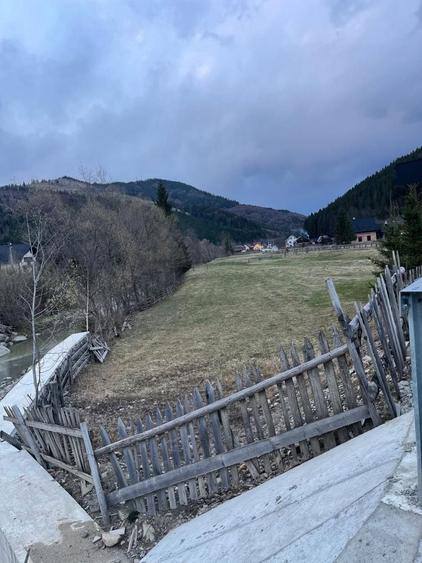 Teren intravilan 30 de ari deschidere de 100m la dj 176 valea brodinei - 2