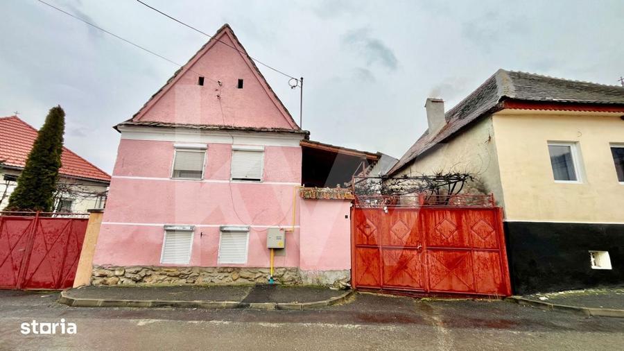 Traditie si potential: casa cu sura, utilitati complete, Turnu Rosu - 1