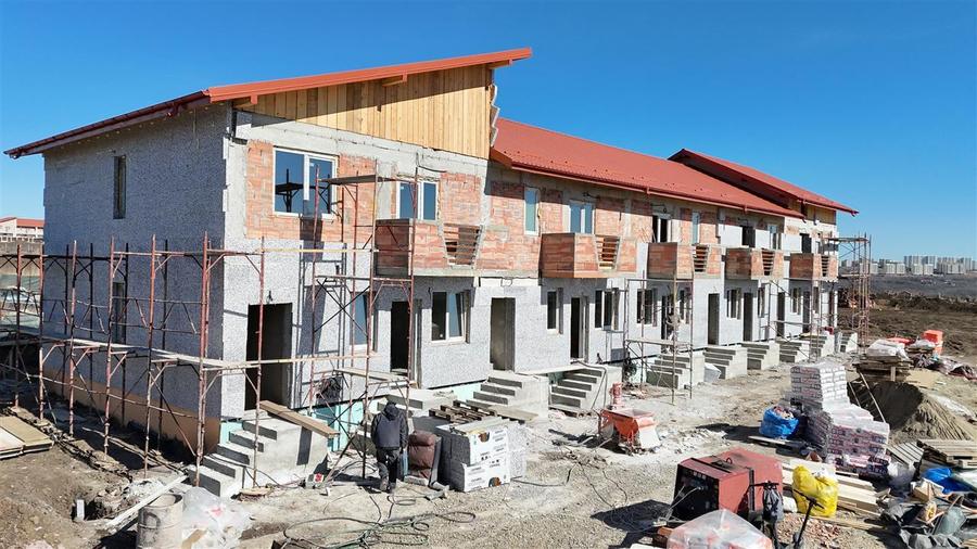 Apartament 3 camere cu Gradina si terasa,Valea Lupului Rediu - 2