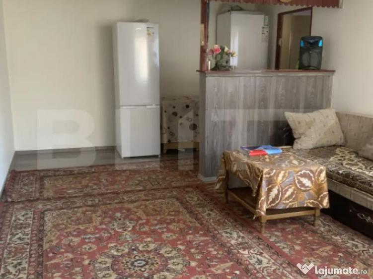 Casa de vanzare in Zarne?ti zona retrasa, langa - 8