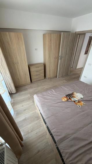 Apartament cu 2 camere decomandat în 1 Decembrie