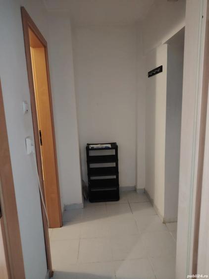 Proprietar, inchiriez apartament cu o camera Calea Aradului - 8