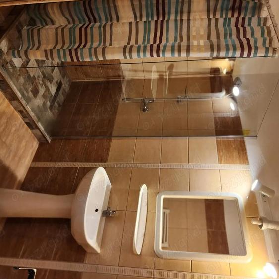 Inchiriem 3 camere, 2 dormitoare ?i living cu bucatarie, Manastur - 8