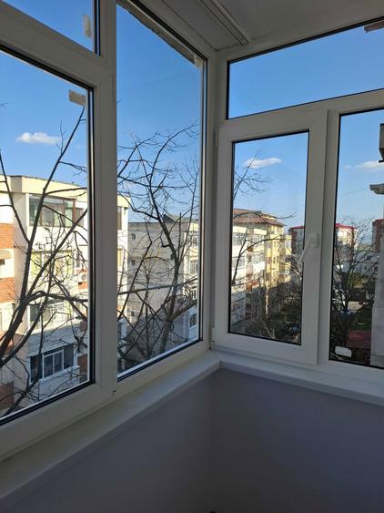 Vand Apartament 2 camere decomandate MAZEPA II, Galati, Unic proprietar,centrala, 2 balcoane inchise termopan, pret 72000 euro usor negociabil - 5
