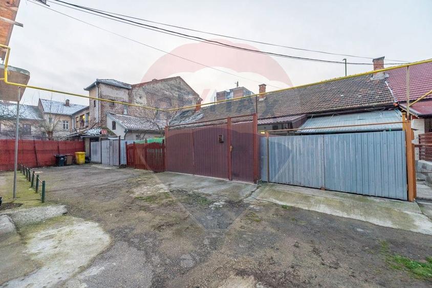 Apartament la casa de inchiriat - 1