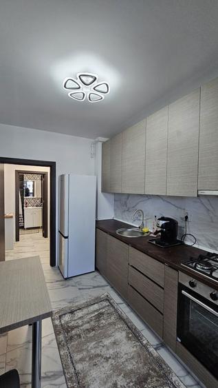 Garsoniera spatioasa cu terasa inchisa - 3