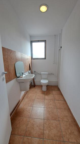 HALA DEPOZITARE CU ETAJ PARTIAL PENTRU BIROURI AMPLASAMENT: OTOPENI - 22