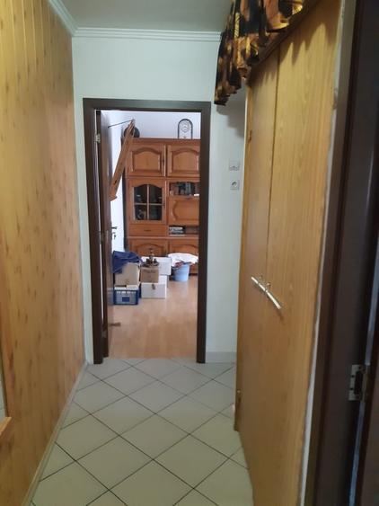 Apartament cu 2 camere semidecomandat în Pietrișu