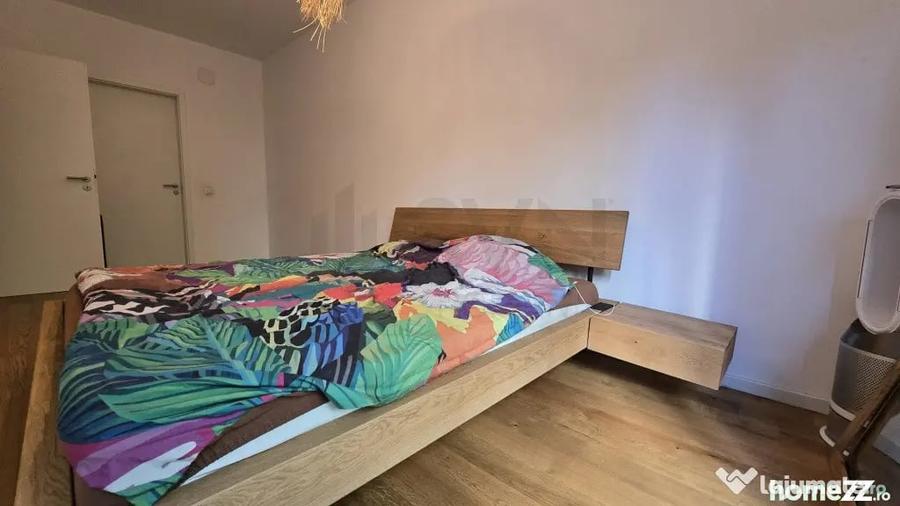 Apartament cu 3 camere decomandat în Aviației