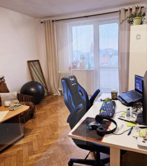 Apartament 2 camere, zona centrala, lift, balcon generos - - 8