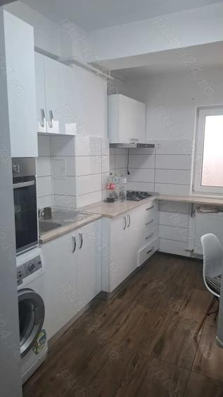 Se vinde ap 2 camere Compozitorilor etaj 3 ,tel - 9