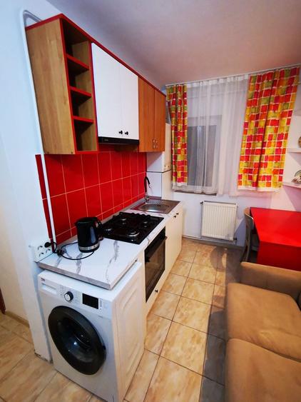 Vand apartament 2 camere - 3