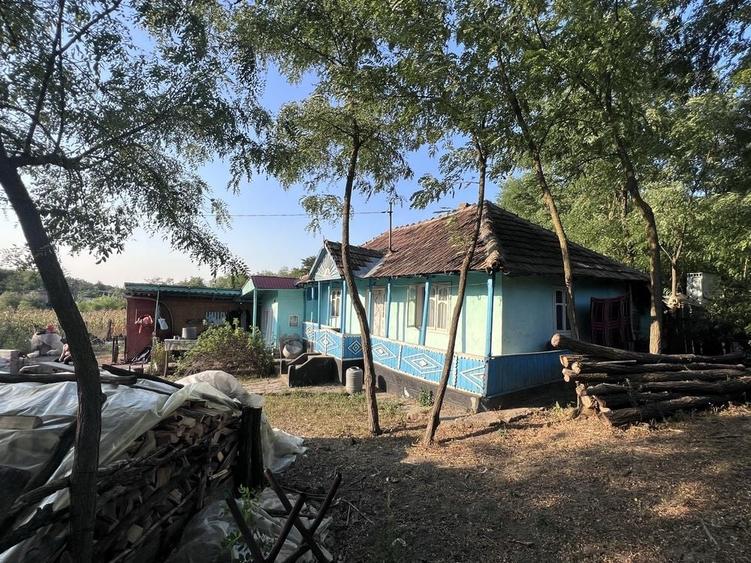 Casă cu 3 camere în Sofronești