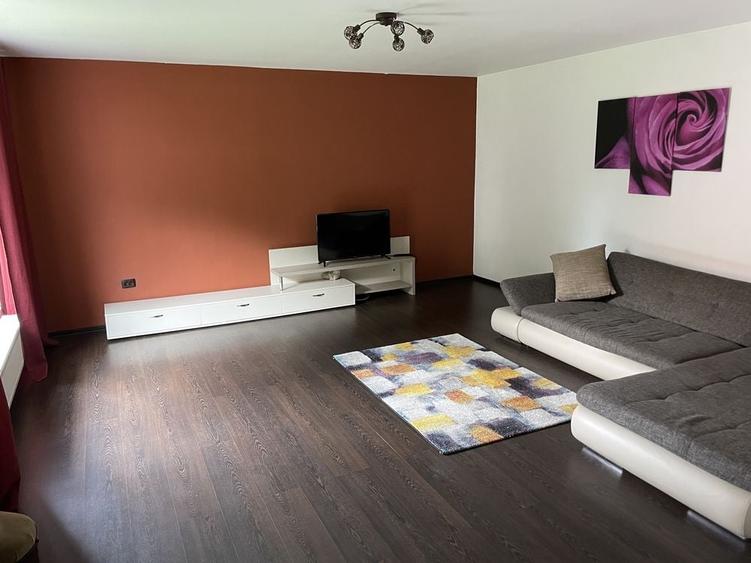 Casă cu 3 camere în Girocului