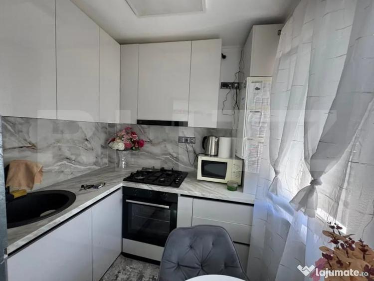 Apartament cu 2 camere semidecomandat în Central