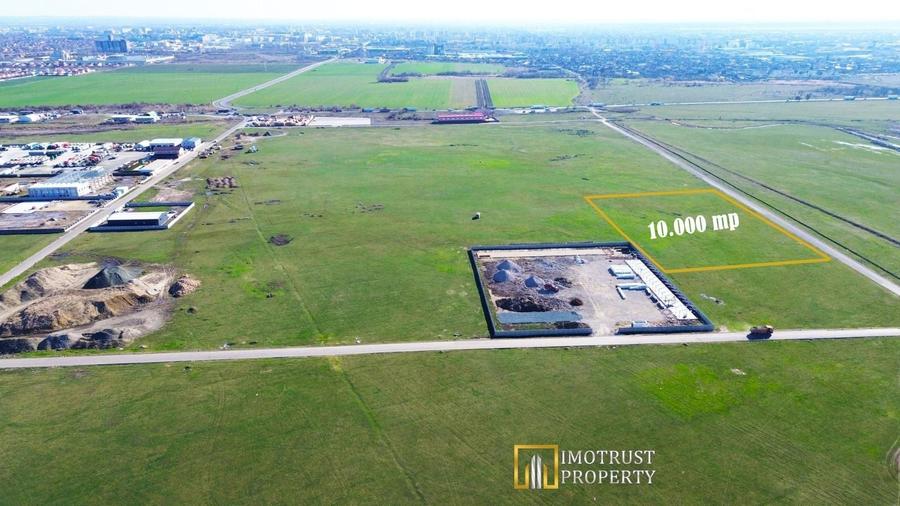 Teren Construcții intravilan de 10000 mp, în Exterior Nord