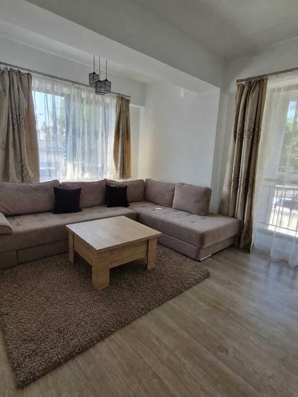 Apartament cu 2 camere decomandat în Păcii